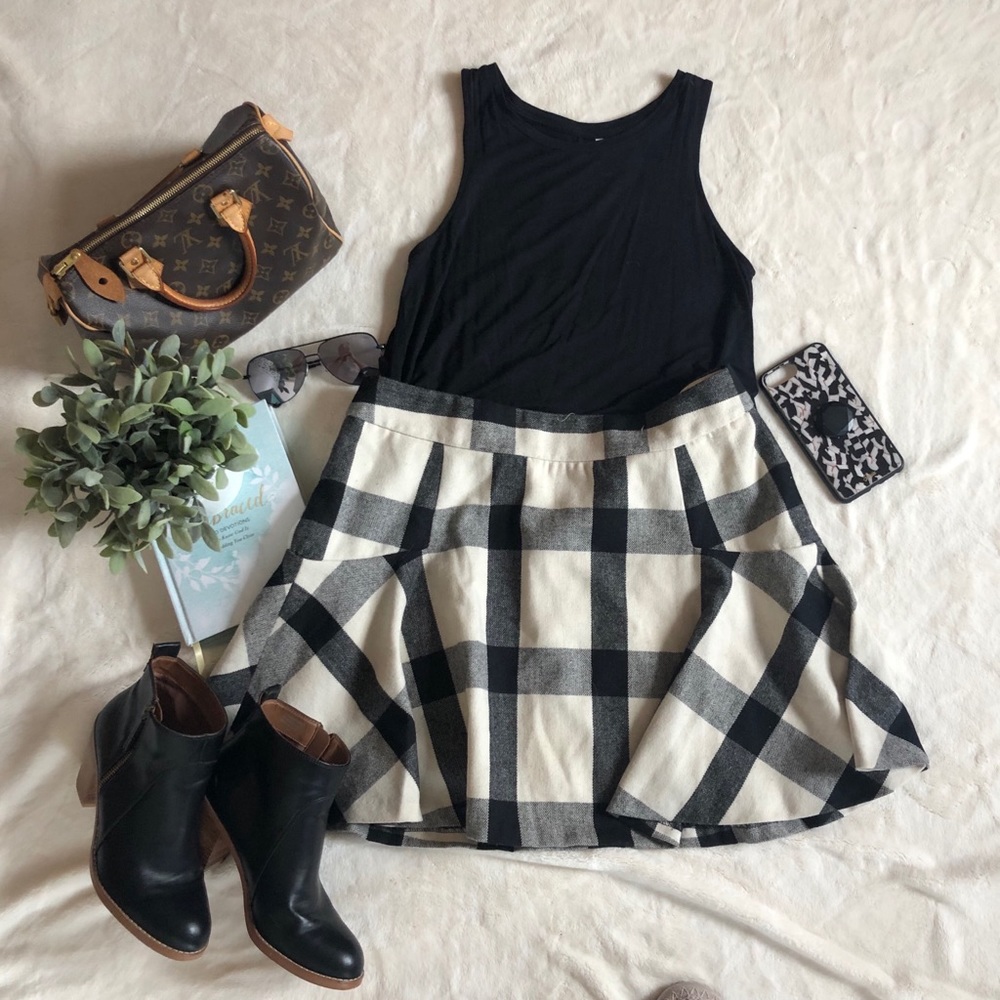 Banana Republic fit and flare plaid skirt